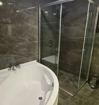 Premier 5*