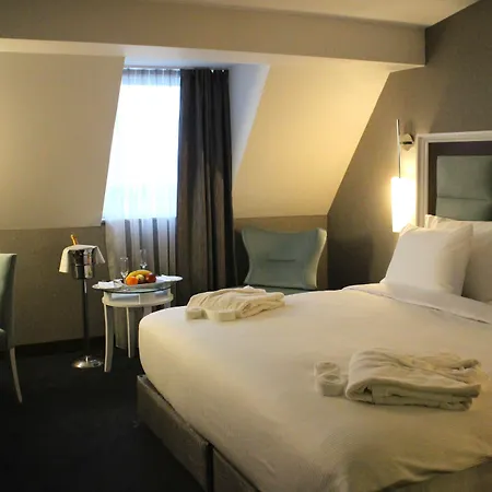 Ξενοδοχείο Premier 5*