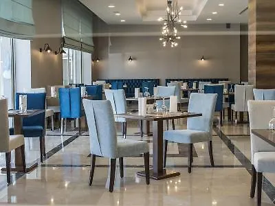 Premier מלון 5*